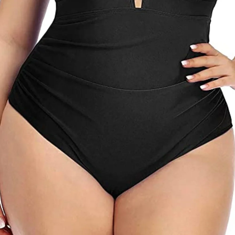 YONIQUE Lace up Plunge Front One Piece swimsuit 🏖️ NEW WITH TAG!!!